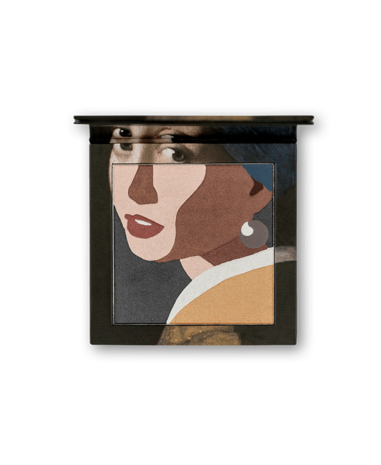 Girl with A Pearl Earring  Artistic Eyeshadow Palette Gift Edition (Including Wall Decor Poster Print with Frame)